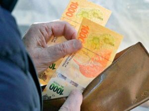 Salarios privados volvieron a perder contra la inflación