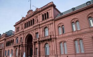 El Gobierno actualizó adicionales, viáticos y horas cátedra de estatales