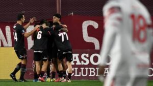 Lanús venció a Estudiantes y por ahora se mete en zona de Playoffs