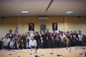 Con el respaldo de la CGT, Aeronavegantes acompañó a los trabajadores de Flybondi para abordar sus reclamos laborales