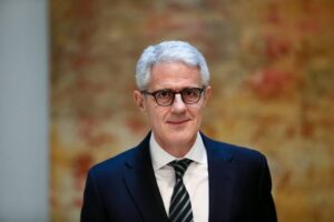 El economista Alberto Ades elogió el plan de Milei, pero planteó tres dilemas estructurales para la economía